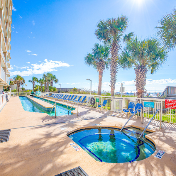 Crescent Shores Hot Tub